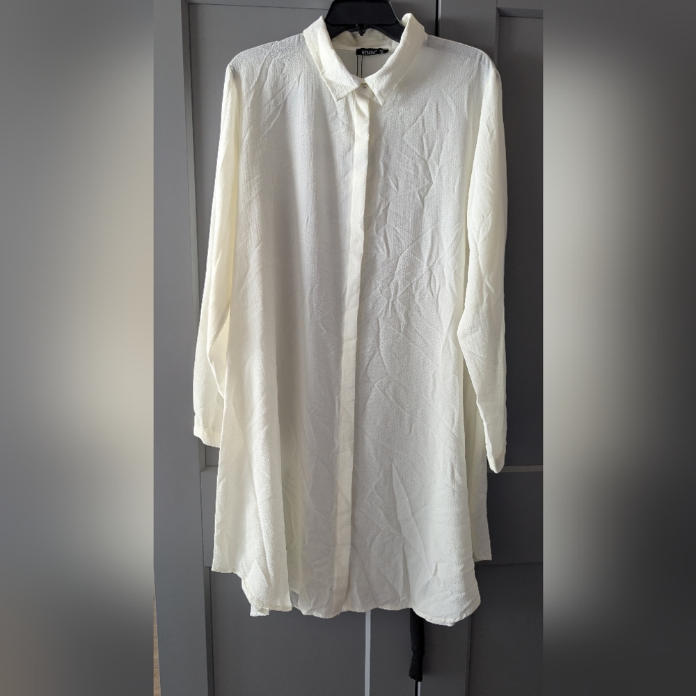 Cream Button-Up Long Sleeve Shirt